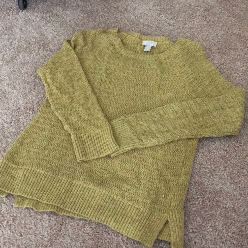Size L Loft sweater